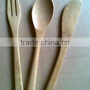 2017 GIFT bamboo cultery with colored handle for kids