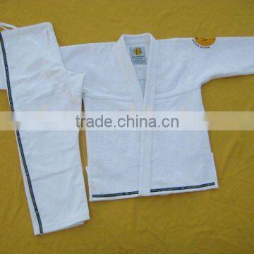 whiteBJJ GI UNIFROM/Brazilian Jiu Jitsu Uniform /BJJ GIS kimonos