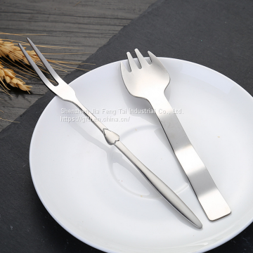Creative Stainless Steel Cake Shovel, Dessert Knife, Fork and Spoon Suit photo-4