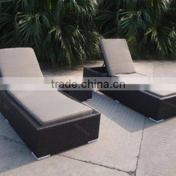 Natural color wicker outdoor furniture nice beach chair adjusable sun lounger                        
                                                Quality Choice