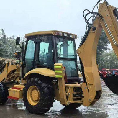 Промышленный экскаватор-лоадер с грузоподъемностью 7600 кг