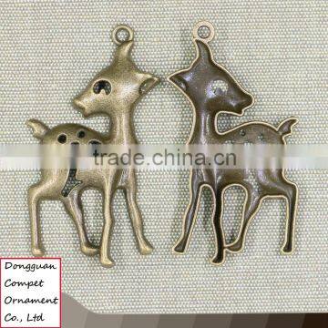 Wholesale metal jewelry zinc alloy hollow out sika deer pendant