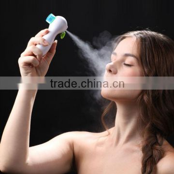 Steam inhaler for skin care.