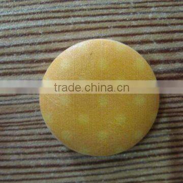 20mm good painted dot yellow natural wood coat button