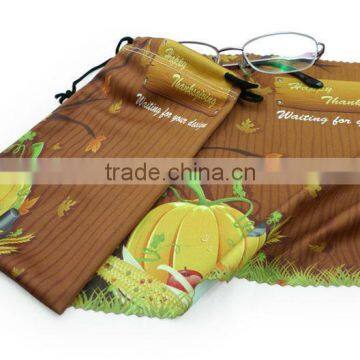 Soft hand touching custom print microfiber cleaning cloth