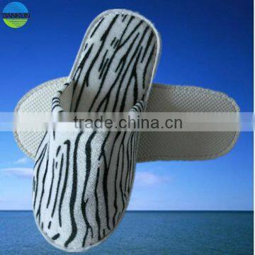 new style zebra-stripe colour disposable hotel slipper