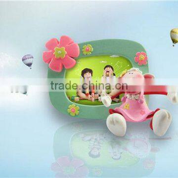 Polyresin flower shaped photo frames