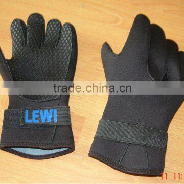 2016 High Quality Neoprene Gloves 3mm for Sports