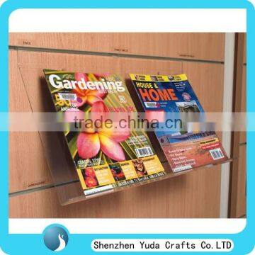 Hanging clear slatwall display custom/ acrylic magazines displaly shelf with cheap price