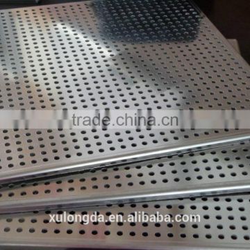 punching/perforated hole wire mesh with galvanized steel wire material