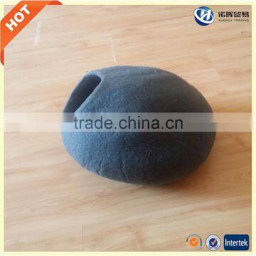 Cheap Wool Handmade Cat Cave Cat House in Stock photo-2