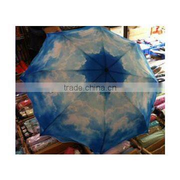 Blue Sky umbrella and white clouds umbrella