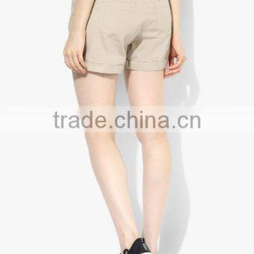 China Suppliers Women Board Shorts,Chino Beige Solid Cotton Casual Cargo Loose Fit Shorts Apparel photo-2