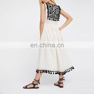 Spanish Clothing Brand Embroidery Knee Length Loose White Boho Dress photo-2
