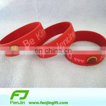 make personalized custom silicone bracelet