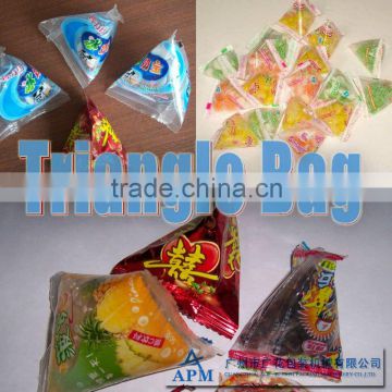 Pyramid bag making and packing machine