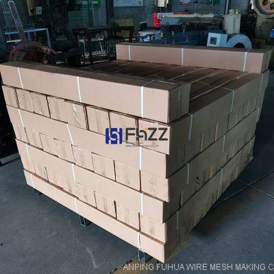 Green Large Wall Spikes Powder Coated Razor Wall Spikes for Perimeter Security photo-5