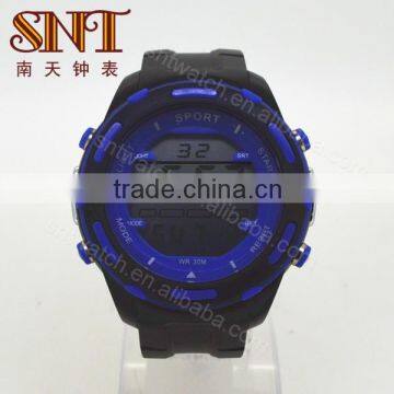 Sport LCD Watch Multifunctional Digital Watch photo-3