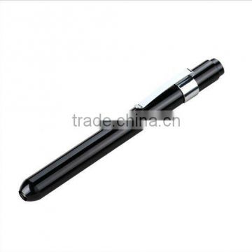 Portable LED flashlight