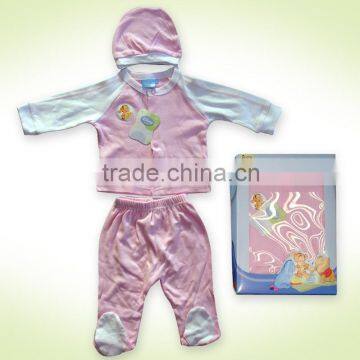 100% cotton baby gift set suit 3pcs winnie the pooh and Tigger printing