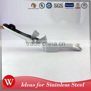 Hand-held 2 in 1 Function Kitchenware Aluminum Alloy Garlic Tool photo-4