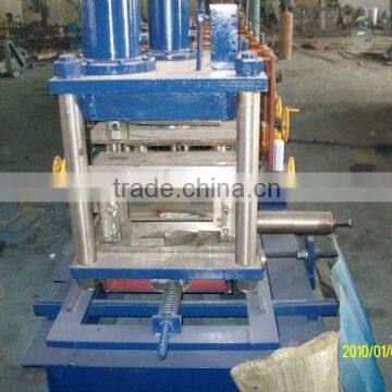 C purlin Machine(mold cutting)