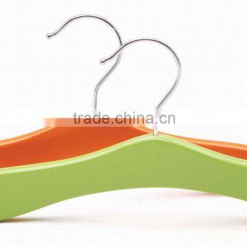 Kids wooden hanger ASDK04