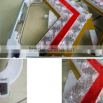 Solar LED Construction Road Traffic Warning Sign photo-4