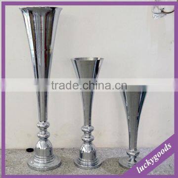 Metal Silver Wedding Decoration Vase in Different Sizes photo-2