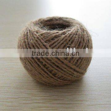 Natural jute twine