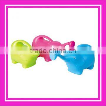 elephant cartoon plastic watering can for garden