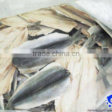 dried herring fillet