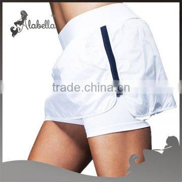Fashion White Short Pants With Skirt photo-2