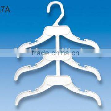 frame hanger ( three panties)