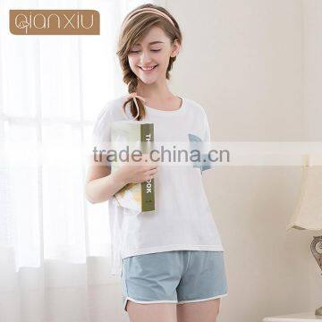 China manufacturer Qianxiu latest young lady T-shirts