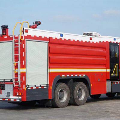 The Mercedes-Benz Arocs 18-ton Foam Fire and Rescue Truck. photo-4