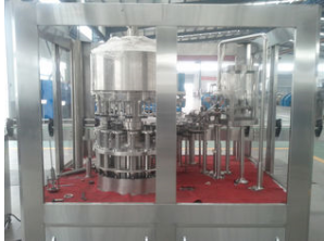 High Precision Beverage Bottling Equipment Bottle Wahing Filling Corking Monoblock Machine