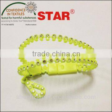 fashion plastic zipper bracelet