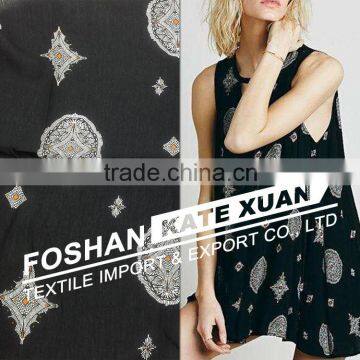 Plain Weave Reactive Dyeing 100% Viscose Rayon Crepe Fabric photo-2