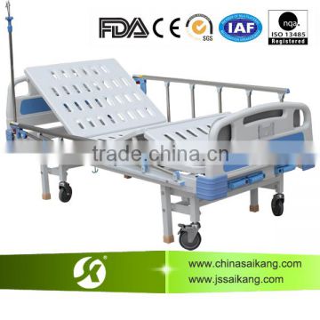 Hospital Manual Bed with Four Casters And Rubber Feet