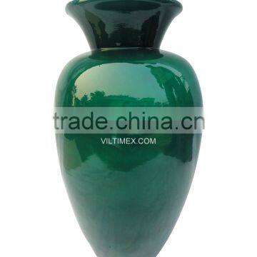 Round flowers Bamboo vase