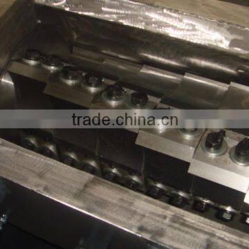 Cheap and Quality Pet Bottle Plastic Crusher for Recycling Line photo-3