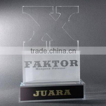 Durable best selling plastic badminton awards