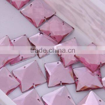 DIY Stitching 25mm pink color Acrylic Square Turtle face Shape Sew On Acrylic Stones With Double Holes Top Acrylic factory