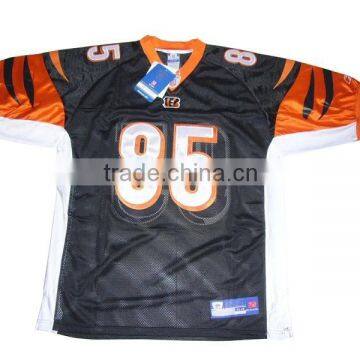 popular new custom American Football Uniforms / High Quality Football Uniforms / Sublmated Football Uniforms