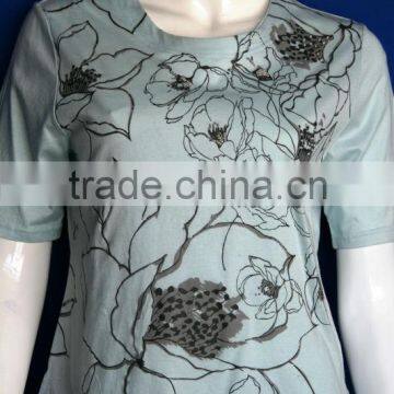 100% Cotton printed middle aged women t shirt design