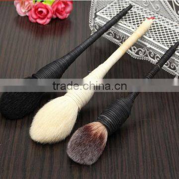 1 Pc Profesional Flat Goat Wool Rattan Makeup Brush Cosmetic Blush Powder Foundation Make Up Beauty Brushes