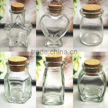 Mini glass favor jars with cork for snacks or souvenirs