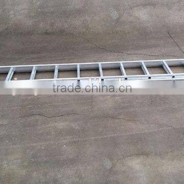 Aluminium extension ladder with EN131