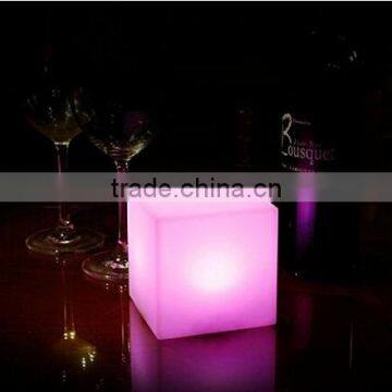 LED Cube Light, Rechargeable and Cordless Decorative Light With 16 RGB Colors and Remote Control, 16-Inch Cube photo-6